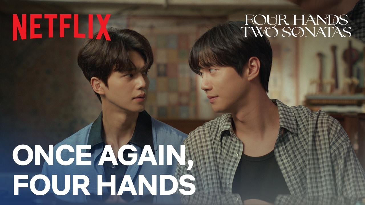 Song Kang e Lee Jun Young se olham lado a lado ao piano, em cena de Quatro Mãos, Duas Sonatas, com a frase Once again, four hands
